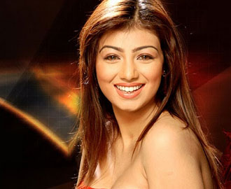 Ayesha Takia keeps Roza